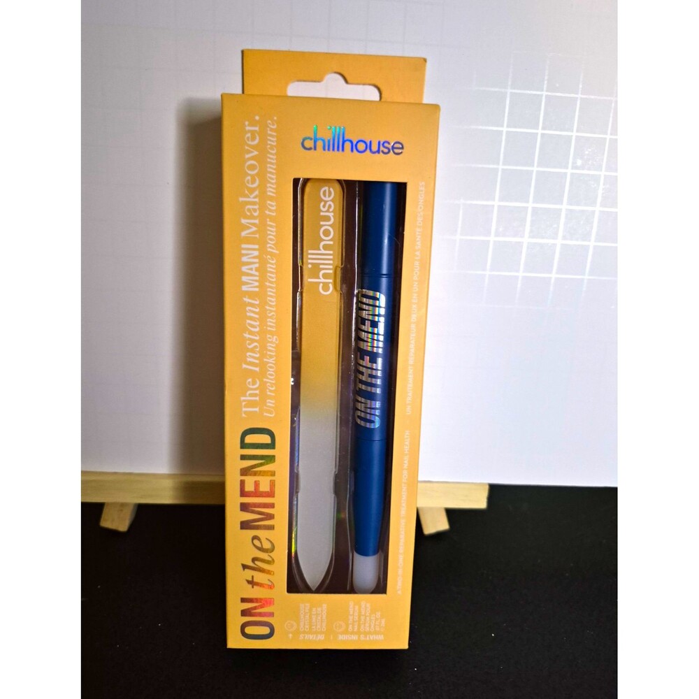 Chillhouse On the Mend Instant Mani Makeover Kit Double-Sided Nail File Blue